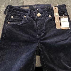 🛍️KUT from the Kloth Womens Diana Skinny corduroy pants, New, size 00 R, navy.